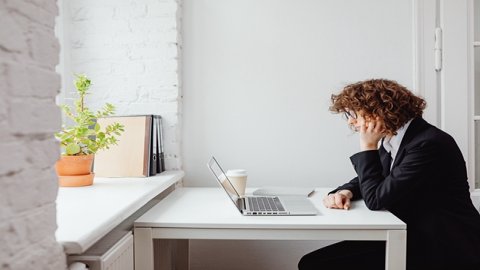 新手商家如何快速入門運(yùn)營抖店