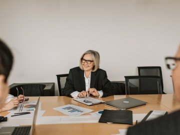 亞馬遜要求中國(guó)賣家立即申報(bào)企業(yè)稅務(wù)信息